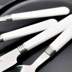 White Silverware Set for 6 Durable Stainless Steel Flatware Set 24 Piece Cutlery Tableware Utensils White Handle (ABS) Set Include Teaspoons Knives Forks and Spoons for Home Kitchen Christmas