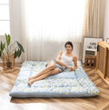 MAXYOYO Little Floral Japanese Futon Floor Mattress, Bed Mattress Topper Portable Thick Sleeping Pad Floor Bed Roll Up Camping Mattress Folding Couch Bed Mattress Pad for Guest Room Twin
