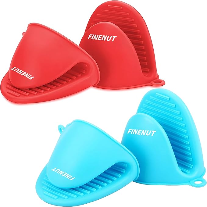 Mini Silicone Oven Mitts 4PCS(2 Pairs) Non-Toxic Heatproof Cooking Gloves for Grill/Pizza Stone/Air Fryer,Lightweight Non-Slip Compact for Camping/Baking,Dishwasher Safe(Red and Blue)