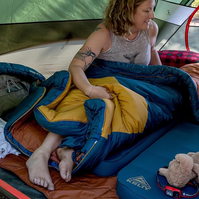Kelty Solstice 20 Oversized Camping Sleeping Bag, Spacious Rectangular Shape, Zip Together for 2P, Anti-Snag Zips, Internal Pocket