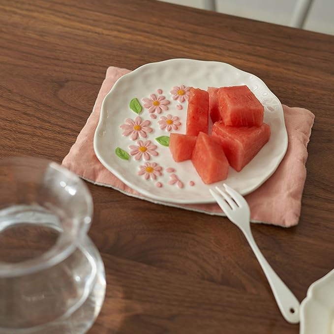 Cute Plate, White Dining Plate with Flower Pattern, Tableware for School Office Outdoor Picnic Camping, Microwave Oven Safe, 19.2CM