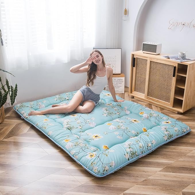 MAXYOYO Rustic Floral Korean Floor Mattress Japanese Futon, Foldable Bed Roll Up Camping Lounger Bed Couches and Sofas Mattress Topper Queen Size