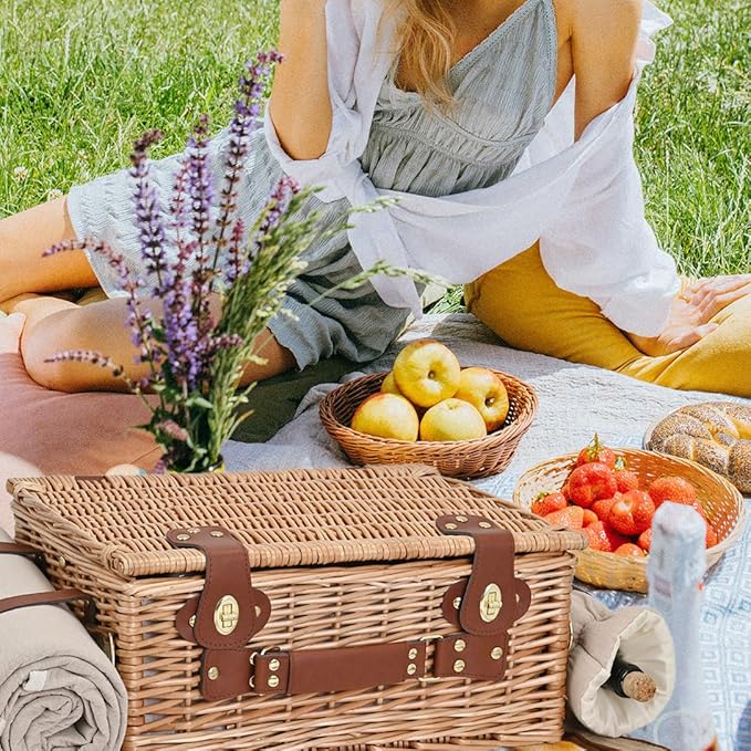 Picnic Basket with Blanket and Wine Pouch for 2, Wicker Picnic Set with Insulated Liner Cooler Bag Hamper for Camping,Wedding - Natural
