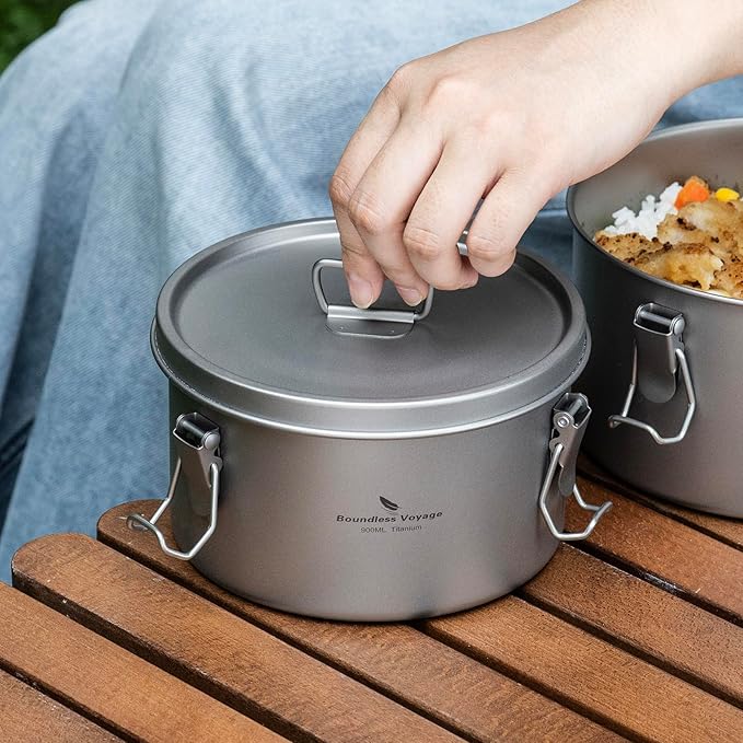 Boundless Voyage Titanium Sealed Lunch Box with Leak-Proof Lid Camping Cookware Lightweight Outdoor Cooking Pot for Backpacking Hiking Picnic & Travel Food Container (Ti2085C/0.9L)