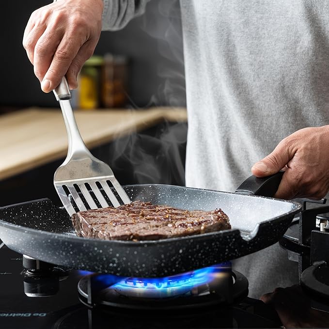 Moss & Stone Aluminum Nonstick Grill Pan for Stove Tops, Versatile Griddle Skillet with Pour Spouts, 11 Inch Square Grill Pan Big Cooking Surface, Durable Skillet For Indoor Cooking & Outdoor Grilling