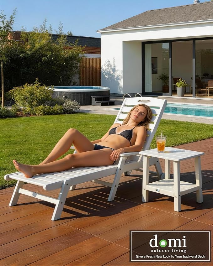 Domi Outdoor Chaise Lounge Chair with Table, HDPE Outdoor Lounge Chair with Reclining Backrest, Patio Chaise Lounger for Poolside, Outside Sunbathing Tanning, White