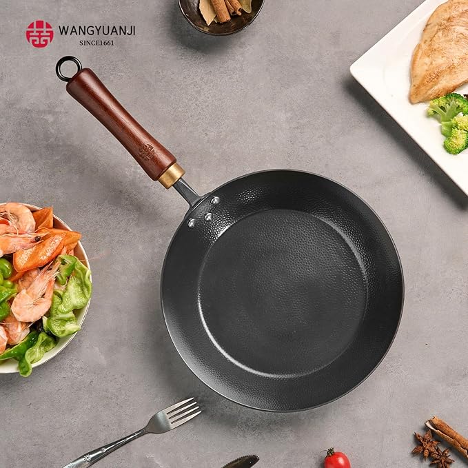 WANGYUANJI 10Inch Carbon Steel Skillet,Hand-Hammered Frying Pan with Removable Handle No Chemical Coating,Flat Bottom Pow Wok Pan for Electric,Induction,and Gas Stoves (Seasoning Required)