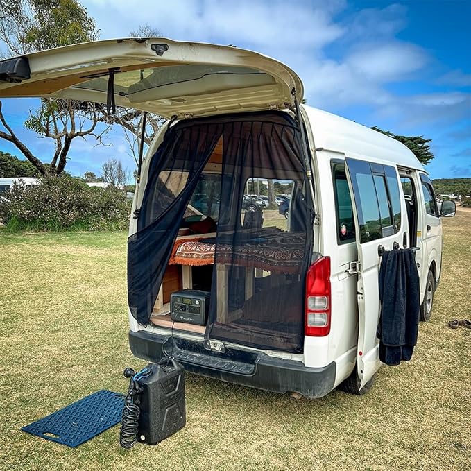 Car Tailgate Mesh Screen, Breathable Magnetic Vehicle Mesh Tent for Tailgate UV Sun Protection, Portable Privacy Automotive Net Cover Accessories, Universal for SUV RV Truck