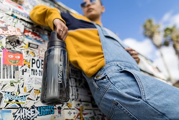 LifeStraw Go Series – BPA-Free Water Filter Bottle for Travel and Everyday use removes Bacteria, parasites and microplastics, Improves Taste, 1L Terrace Green