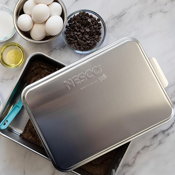 NESCO American Flag Cake Pan Bundle, USA Made, 2 Lids, Aluminum Baking Pan for Patriotic Holidays, Family Gatherings, Events, Roasting, Broiling, Camping, BBQs, and 4th of July Celebrations