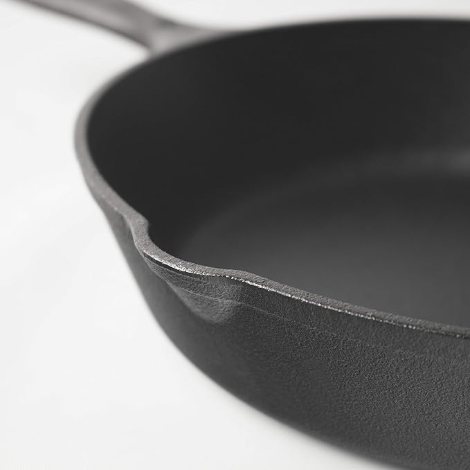 Commercial CHEF 8-Inch Cast Iron Skillet Pan, Pre-Seasoned Cast Iron, Integrated Hanging Hole in Handle, Works on All Cooktops Including Induction, Outdoor Skillet for Campfires or Grills, CHFS800