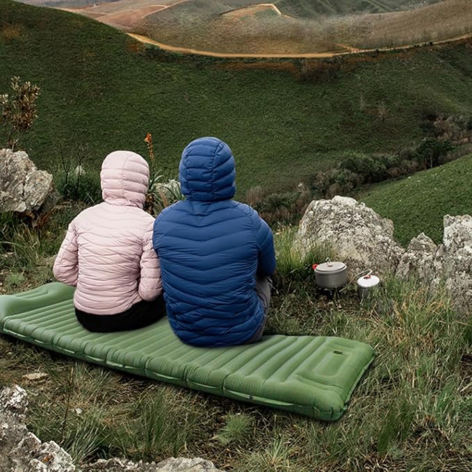 Camping Sleeping Pad Inflatable Mattress, Compact-Portable Lightweight Mat with Built-in Foot Mattress Twin Size Double with Pillow Built-in