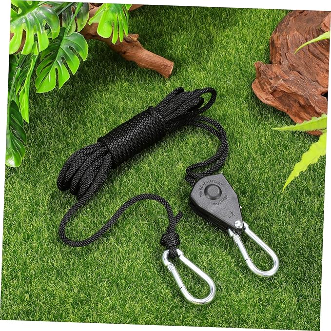 UPKOCH Metal Hanging Cord for Outdoor Lights – Adjustable Utility Rope for Clothesline Tent Storage and Camping Essentials – Sturdy and Versatile Hanging Light Cord