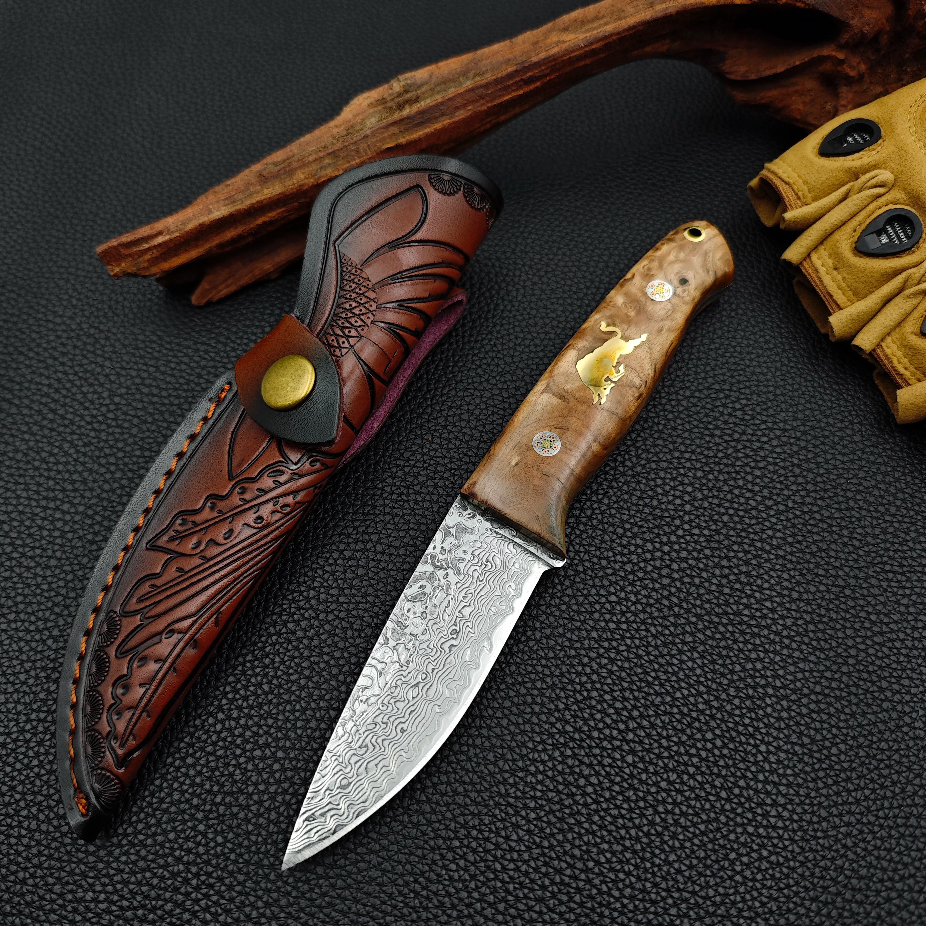 Damascus Steel Outdoor Camping Kitchen Utility Knife Hunting knife for cutting meat Fixed blade knife with stable wooden handle